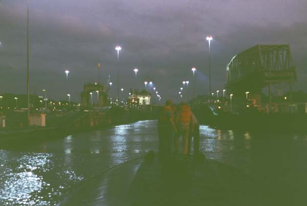 81_11_06_ApproachingCanal