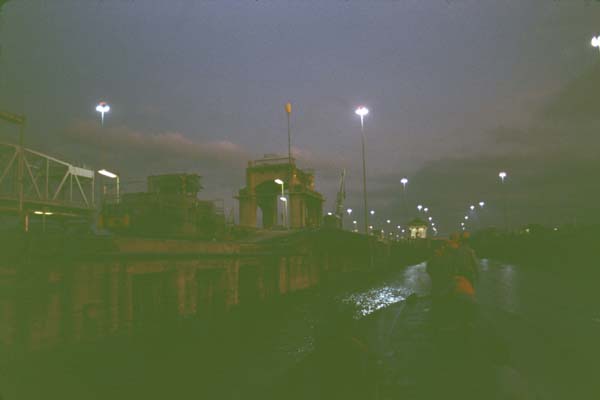 81_11_11_ApproachingCanal