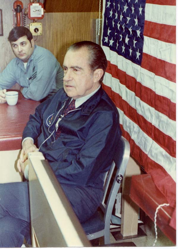 NixonINCrewsMess